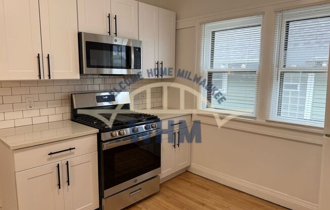 1609 N 52 ST