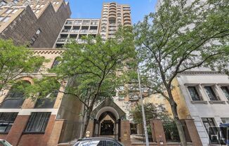 157 East 32nd St