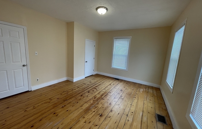 123 Danforth st