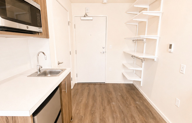 Studio, 1 bath, 180 sqft, $1,295, Unit 217-MFTE