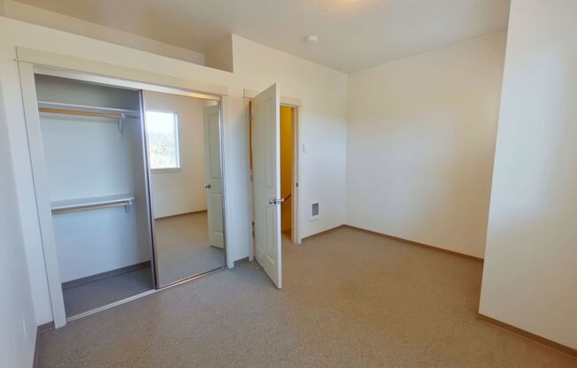 4 beds, 2.5 baths, 1,515 sqft, $3,600, Unit 30