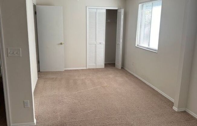 3 beds, 2 baths, $2,800