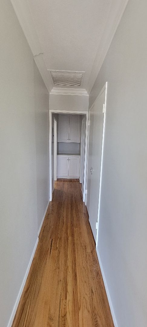 1 bed, 1 bath, 700 sqft, $2,025, Unit 10