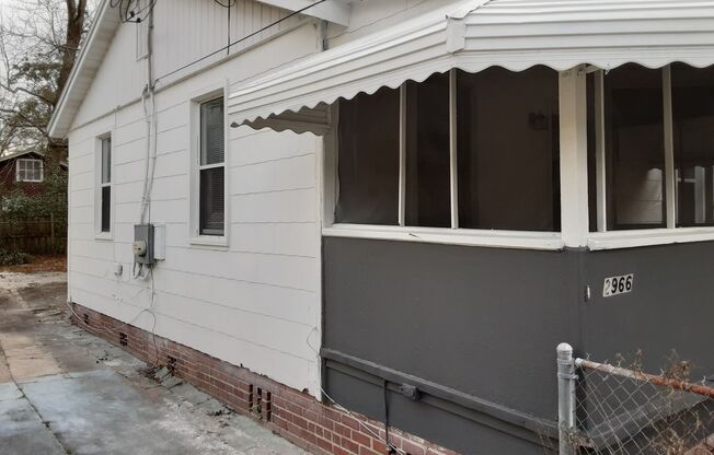 2 beds, 1 bath, $1,175