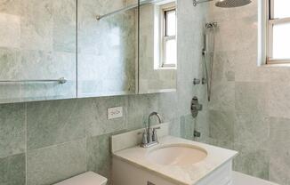 1 bed, 1 bath, 711 sqft, $5,925, Unit 9K