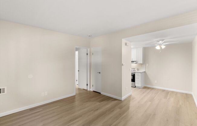 1 bed, 1 bath, 450 sqft, $1,750, Unit 308