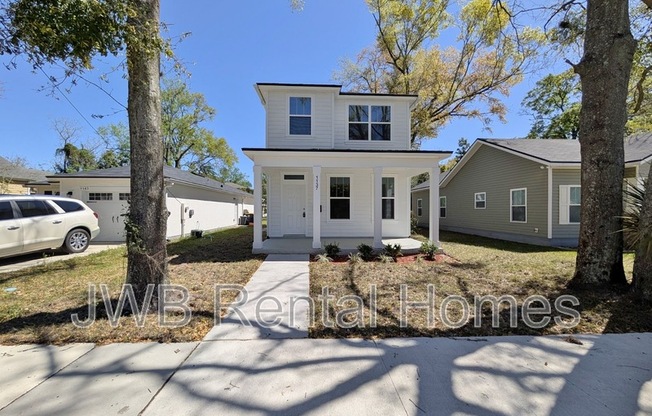 1137 VAN BUREN ST