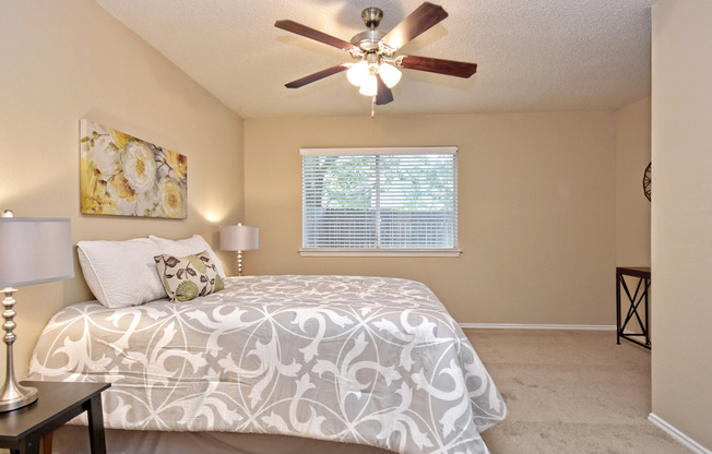 3 beds, 2 baths, 1,147 sqft, $1,925, Unit 11606A