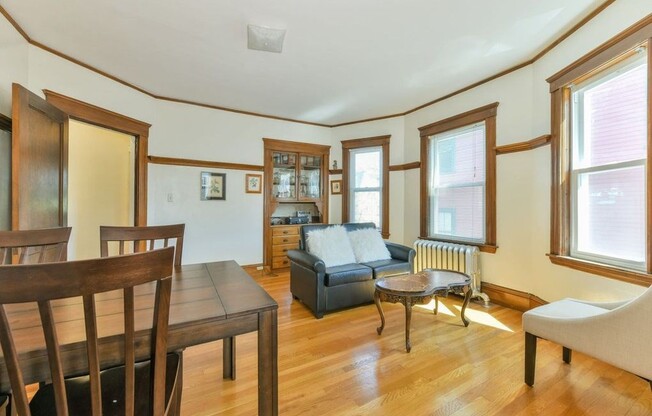11 PARKTON RD
