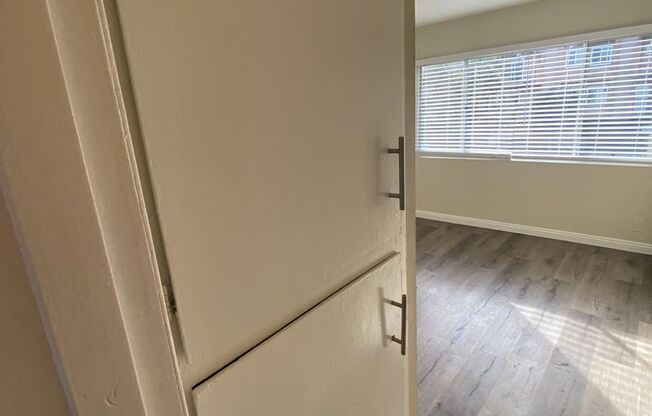 1 bed, 1 bath, 475 sqft, $1,695, Unit 09