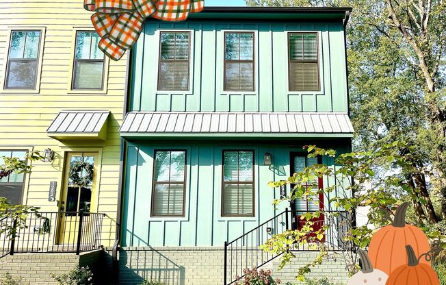 Welcome to this charming 2-bedroom, 3-bathroom house located in the heart of Atlanta, GA.