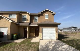 16801 Showdown Path #1, Selma, TX. 78153