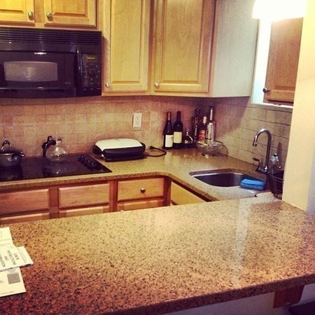 1 bed, 1 bath, 572 sqft, $3,200, Unit 6C