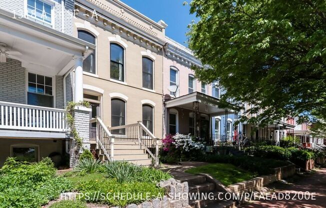 1318 A ST SE