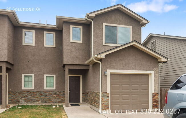 8709 AZUL SKY CT