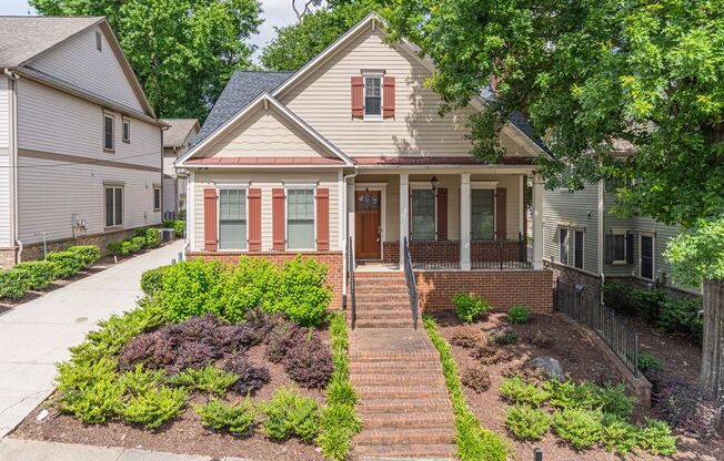 Stunning 4-bedroom, 3.5-bathroom home located in the vibrant city of Atlanta, GA walking distance to Atlantic Station