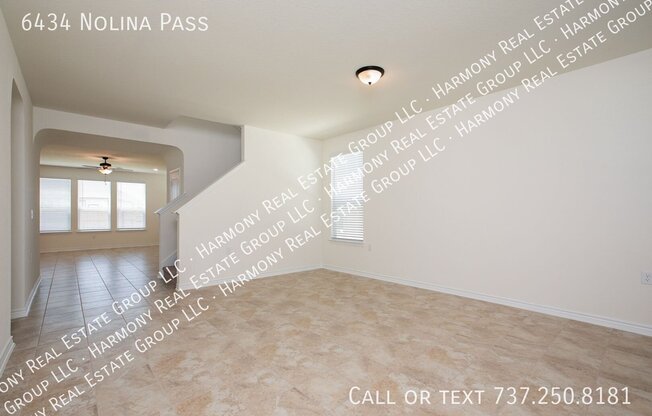 6434 NOLINA PASS