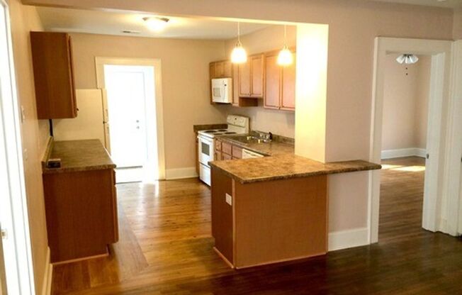 Lovely 3 Bedroom 2 Bath home. Available Now!