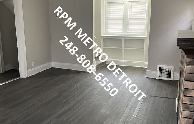 3 beds, 1 bath, $1,650, Unit (NO)