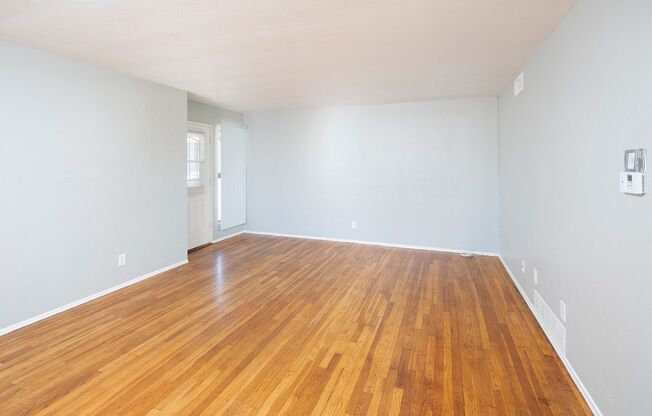 Talmadge Pacific Apartments