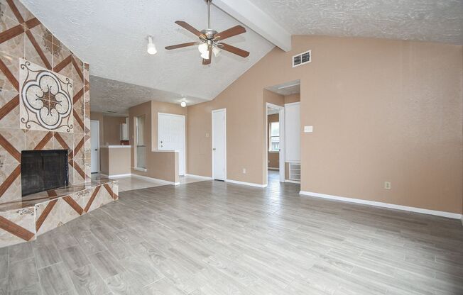 Southwest Houston 2 bedroom Brick Duplex with Private Yard