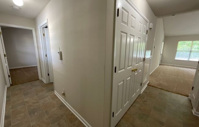 2 beds, 2 baths, 1,131 sqft, $1,425, Unit 2772-7