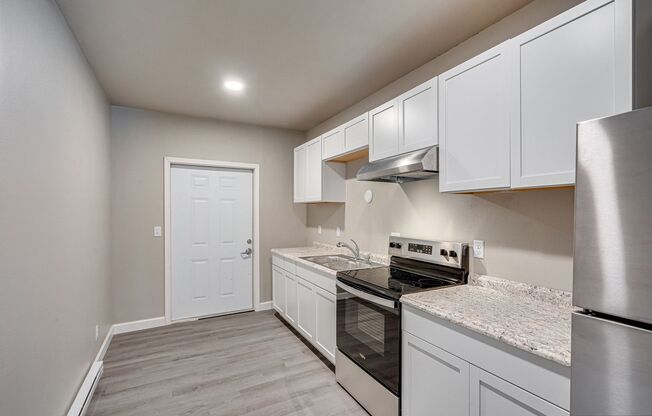 1 bed, 1 bath, 550 sqft, $999, Unit 3015 - P2