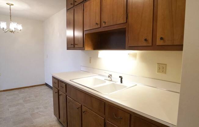 Colonial Terrace - 1 Bedroom