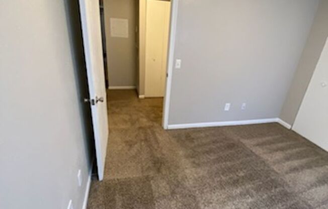 1 bed, 1 bath, 636 sqft, $710, Unit 507-107