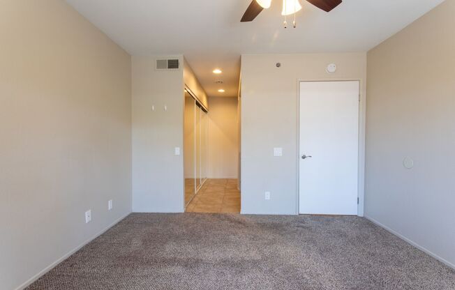 2 beds, 2 baths, $2,135, Unit 102