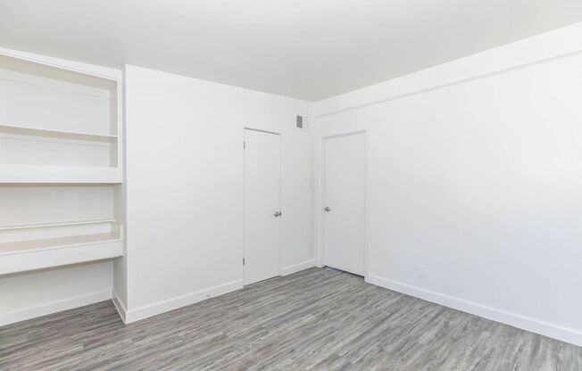 1 bed, 1 bath, 619 sqft, $1,075, Unit 185