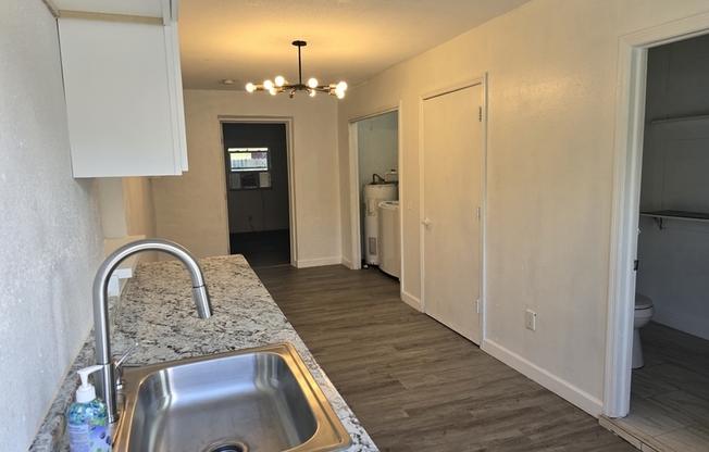 1624 CORAL WAY