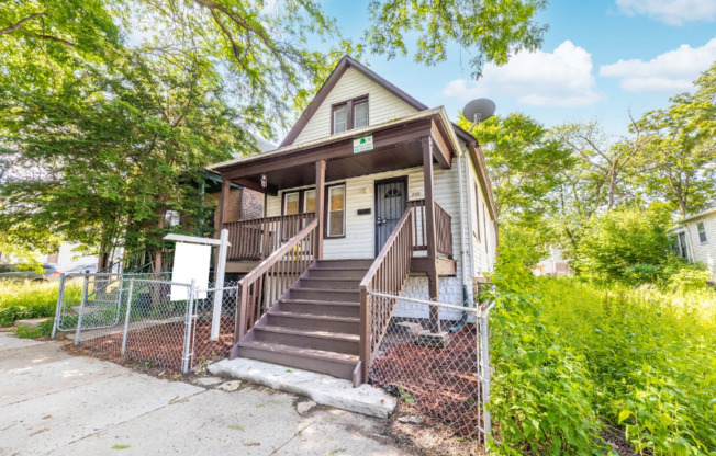 235 W 110 ST