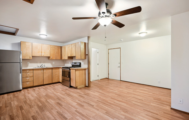 Studio, 1 bath, 400 sqft, $1,150, Unit A18