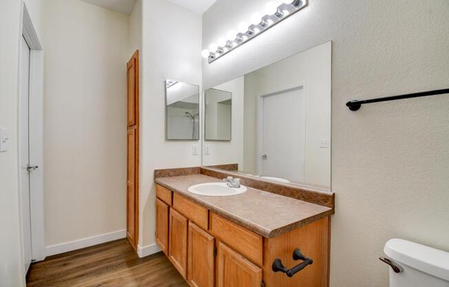 2 beds, 2 baths, 1,046 sqft, $1,550, Unit UNIT 1030