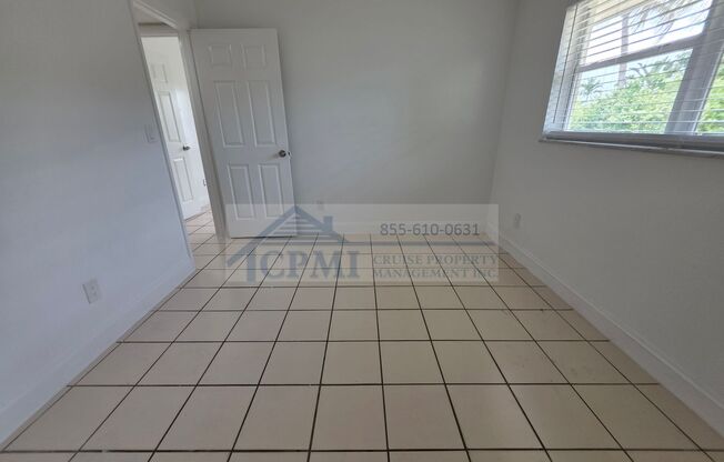2 beds, 1 bath, 827 sqft, $1,895, Unit 6890- 5th