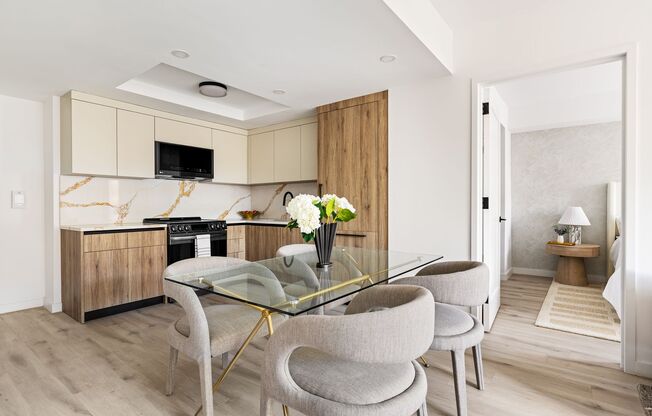 2 beds, 2 baths, $4,100, Unit APT. 524
