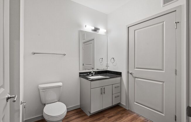 2 beds, 2 baths, 1,087 sqft, $2,095, Unit 430