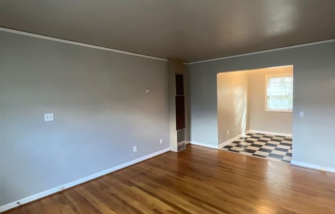 1 bed, 1 bath, $1,595, Unit 05