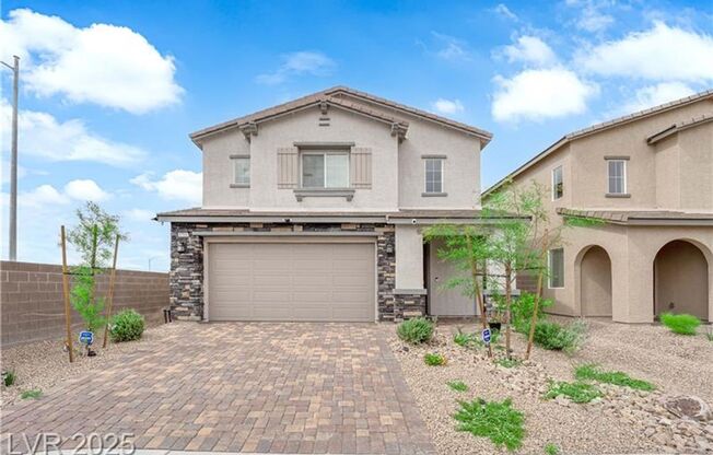 New Construction! Immaculate, 4 bed, 3 bath home in Sunrise Mountain