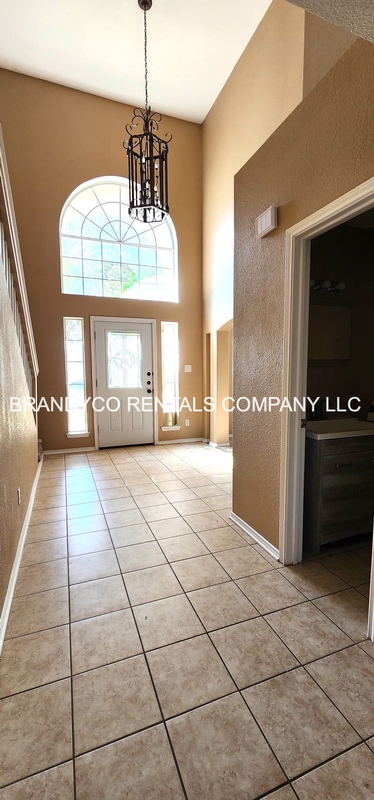2811 SCOTTSDALE DR