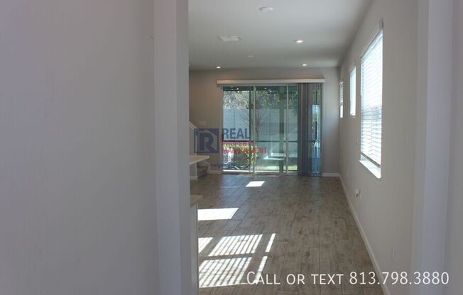 3275 TIMBER XING AVE