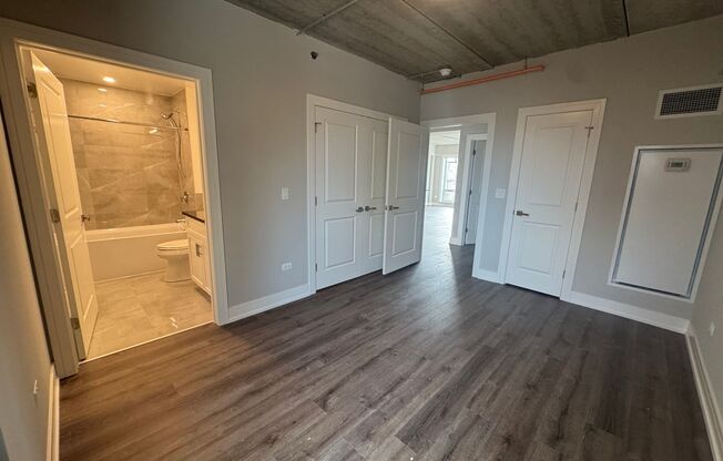 2 beds, 2 baths, 908 sqft, $3,825, Unit 952-802