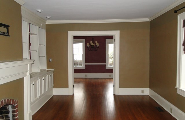Great Home close to Downtown