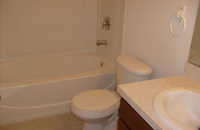 2 beds, 2.5 baths, $1,600