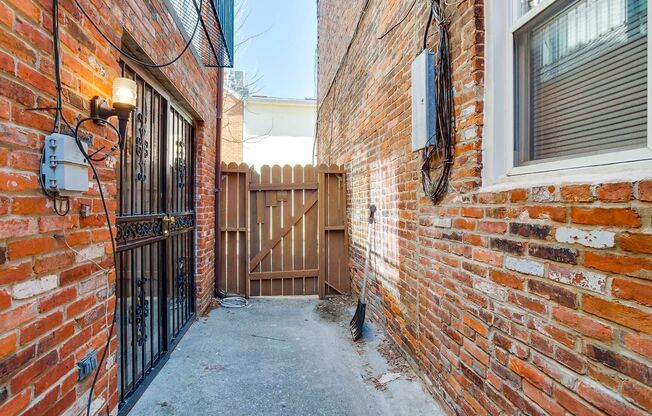 Federal Hill - 7 E. Hamburg St./2-Bedroom, 2-Bathroom Townhouse