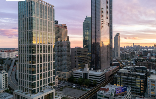 1 bed, 1 bath, $4,610, Unit 7H