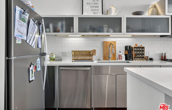Studio, 1 bath, 1,147 sqft, $3,995, Unit 606