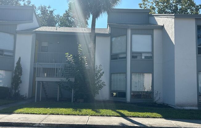 1/2 Month Rent Free! 1 Bedroom Apartment