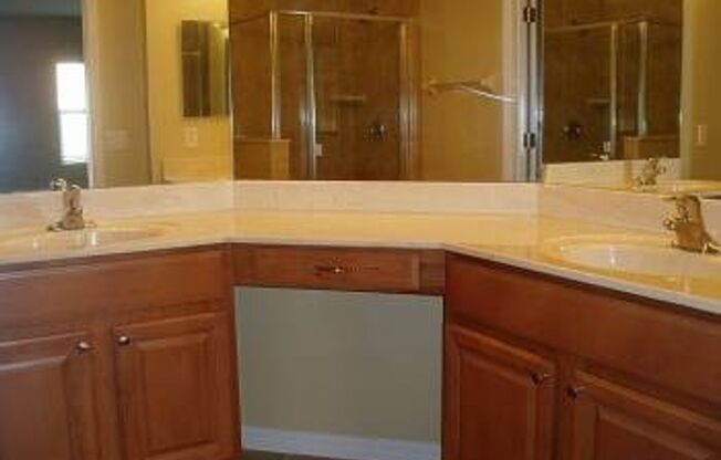 MOVE in NOW! Welcome home!! Nice 3 X 2.5 with tile flooring throughout first floor as well as convenient half bath!!
